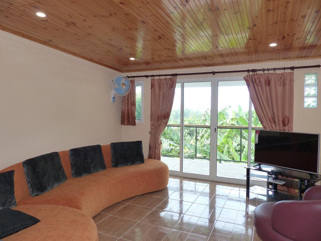 Hibiscus House Seychelles Self Catering Apartment วิกตอเรีย ภายนอก รูปภาพ