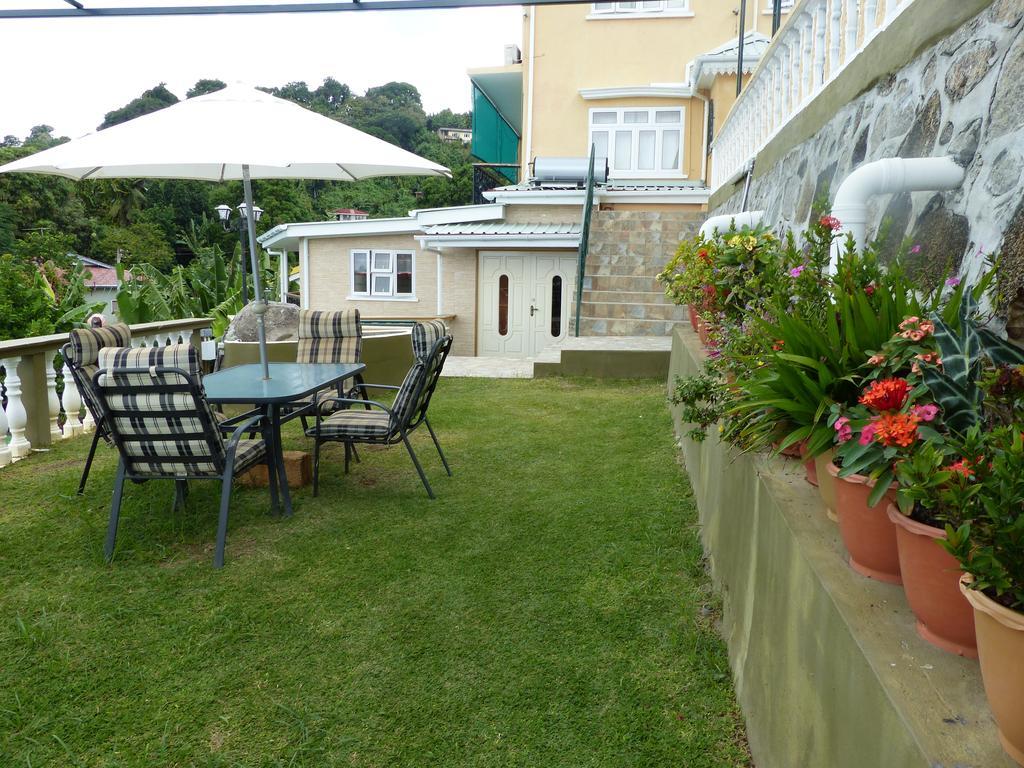 Hibiscus House Seychelles Self Catering Apartment วิกตอเรีย ภายนอก รูปภาพ