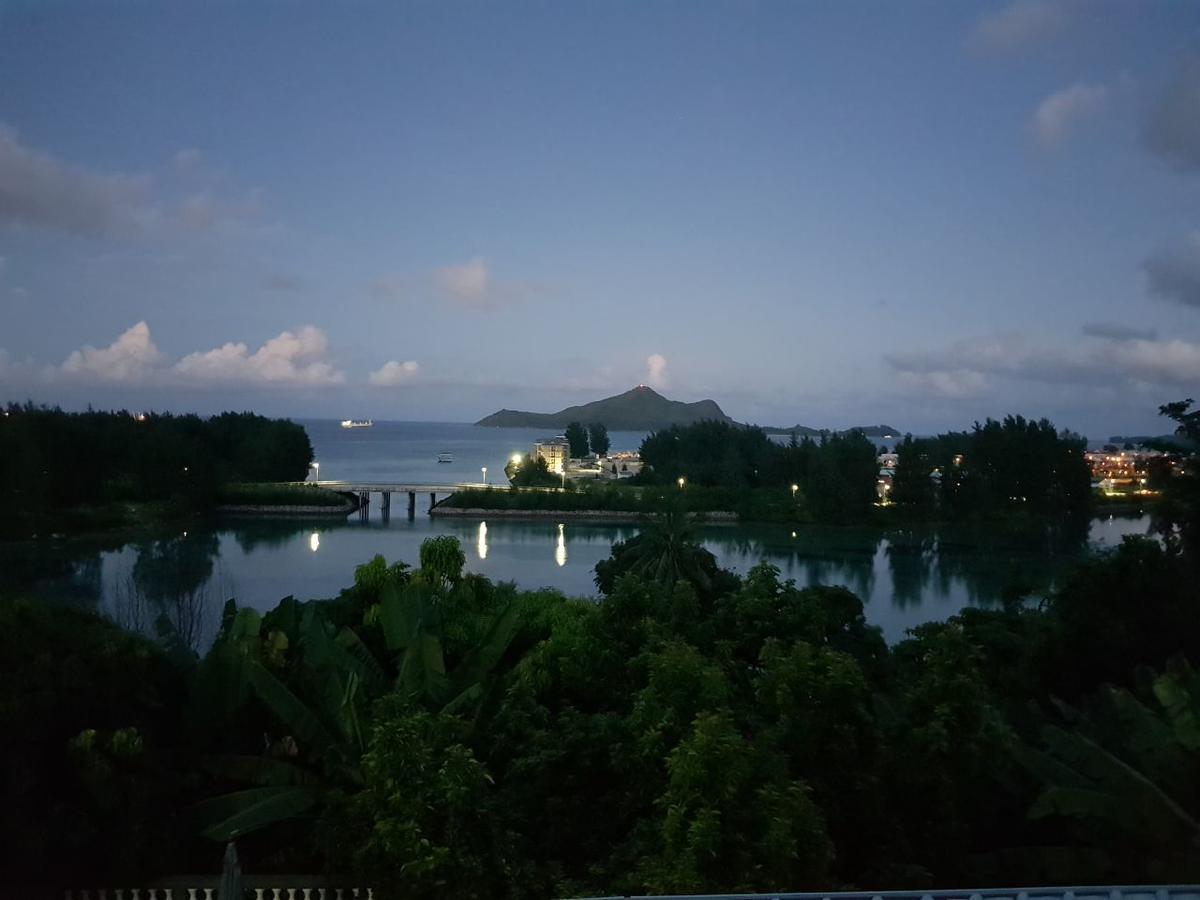 Hibiscus House Seychelles Self Catering Apartment วิกตอเรีย ภายนอก รูปภาพ