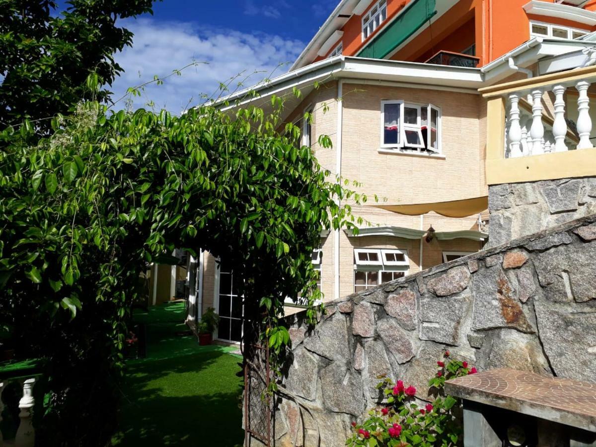 Hibiscus House Seychelles Self Catering Apartment วิกตอเรีย ภายนอก รูปภาพ