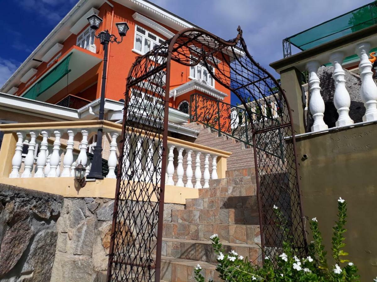 Hibiscus House Seychelles Self Catering Apartment วิกตอเรีย ภายนอก รูปภาพ
