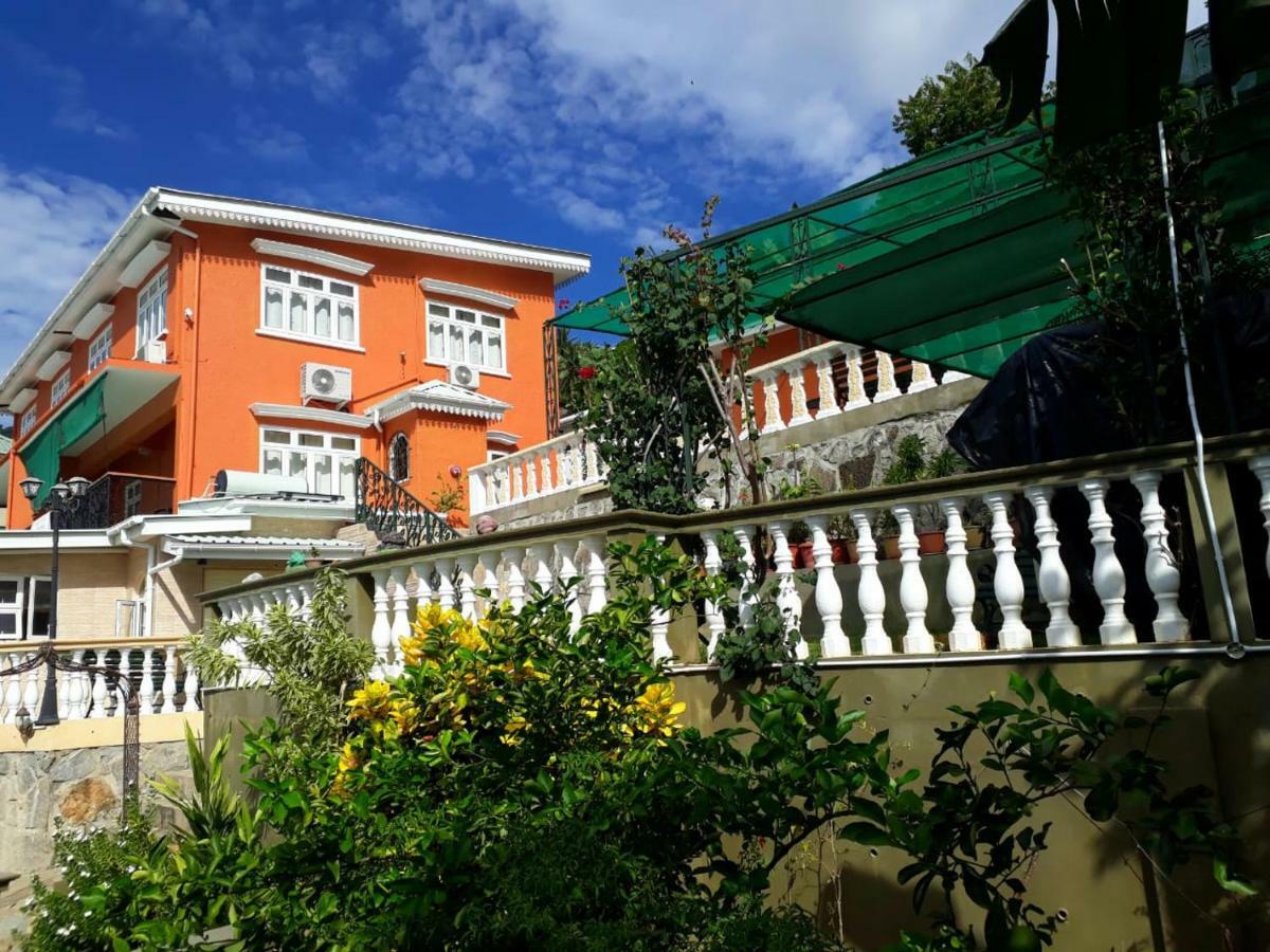 Hibiscus House Seychelles Self Catering Apartment วิกตอเรีย ภายนอก รูปภาพ